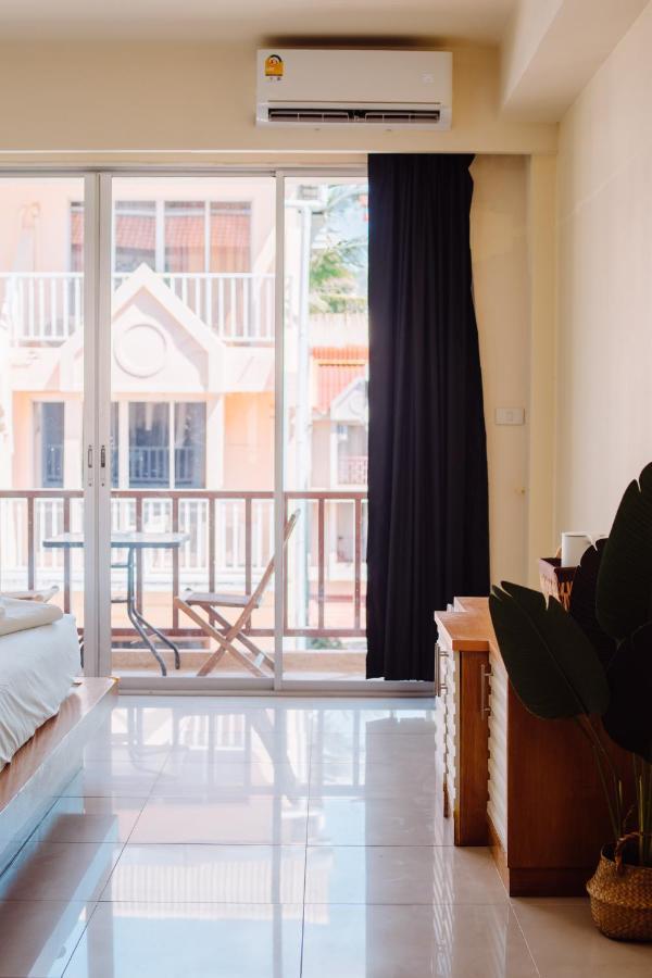 Patong Beach Side Hotel Eksteriør bilde
